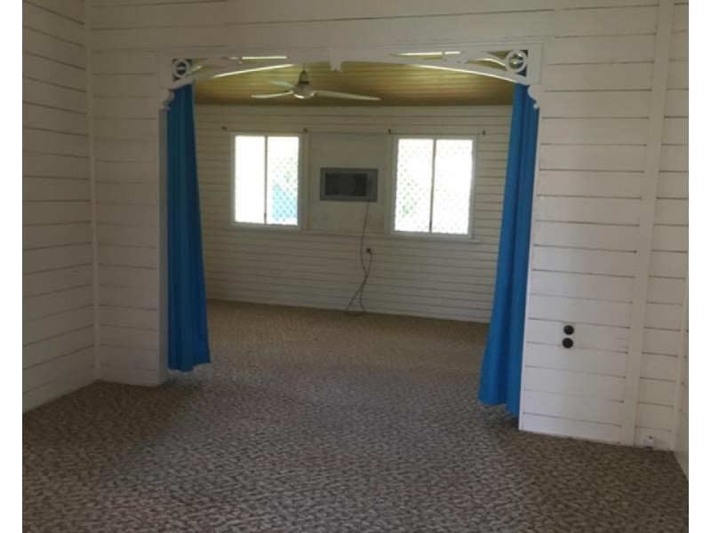 10 Oswald Street, Allenstown QLD 4700